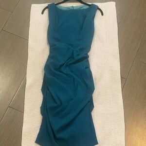 Elegant NICOLE MILLER cocktail dress Teal /blue stretch open back ruched Size 2